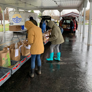 Torch Lake Co-op producers, members, and patrons work together to make shopping for local food groceries convenient and efficient for shoppers and farmers alike